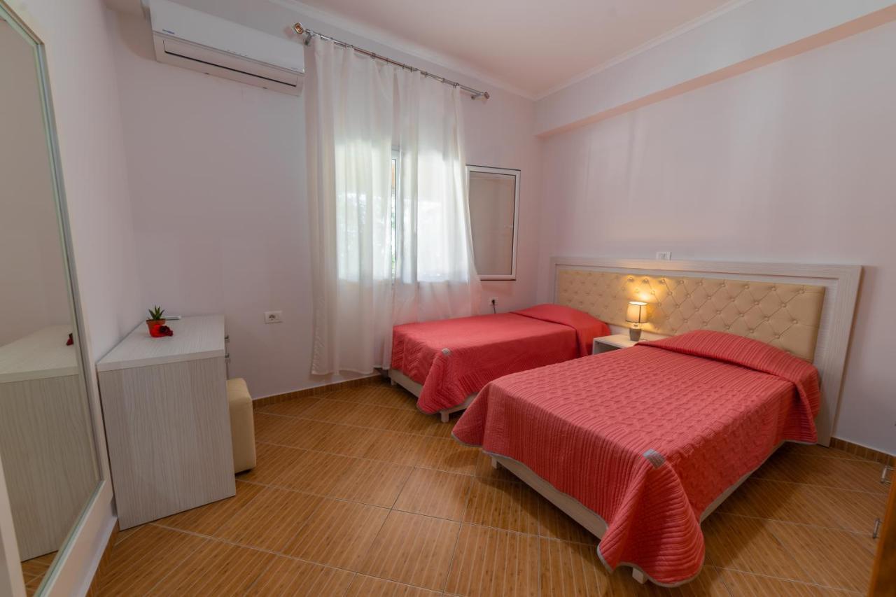 Dajana Apartments Ксаміл Екстер'єр фото