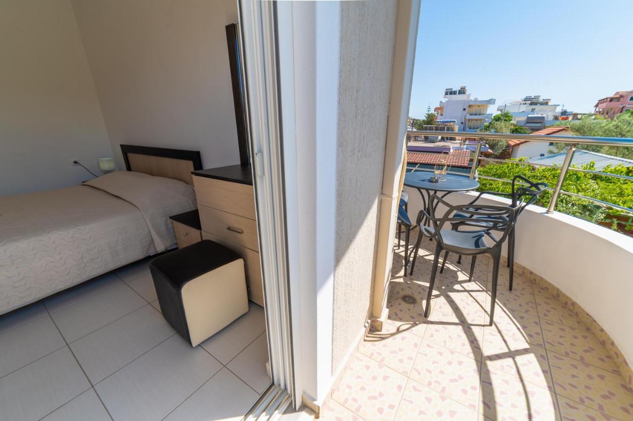 Dajana Apartments Ксаміл Екстер'єр фото